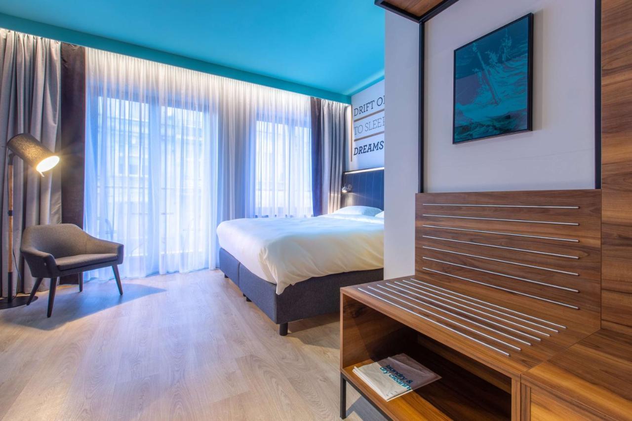 Park Inn By Radisson Poznan Exterior photo